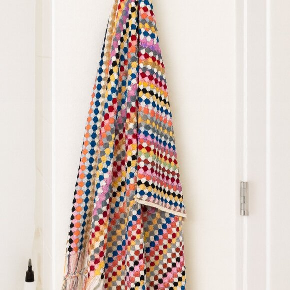 Large Rainbow Double Sided Multi Color Pom Pom Colorful Turkish Beach Bath Towel - Picture 3 of 10